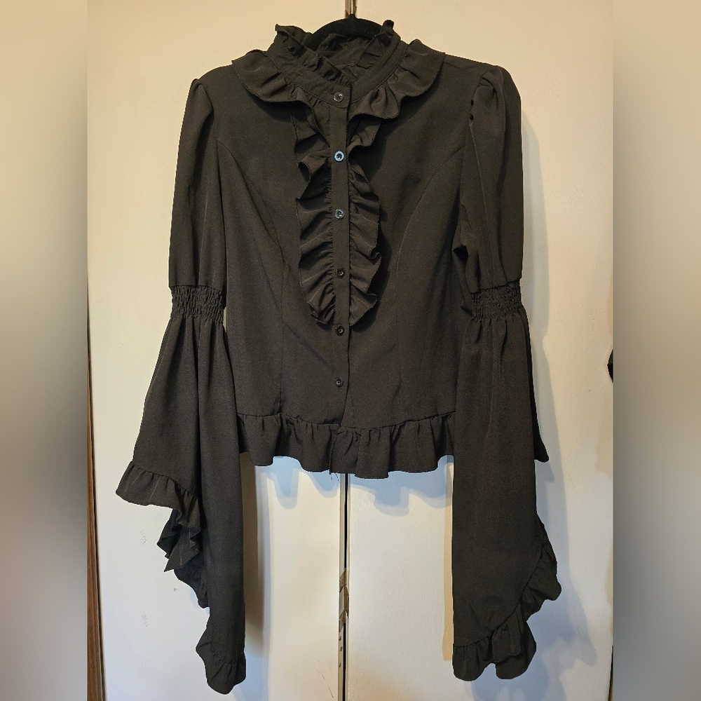 ROMWE Black Ruffled Blouse
